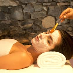 Sauna, hot tub, steam room, Turkish bath/hammam, body treatments
