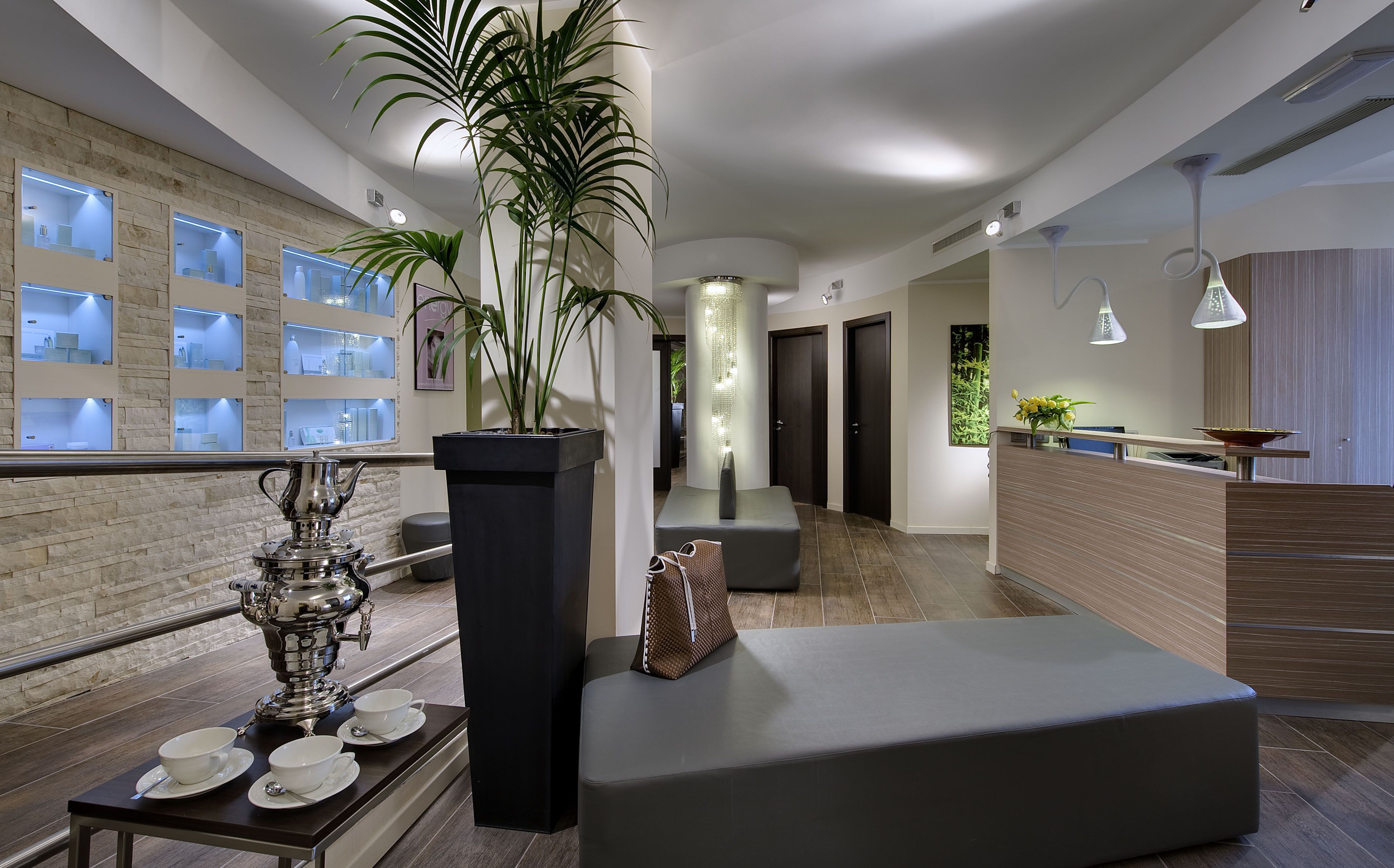 couples treatment room(s), sauna, hot tub, turkish bath/hammam