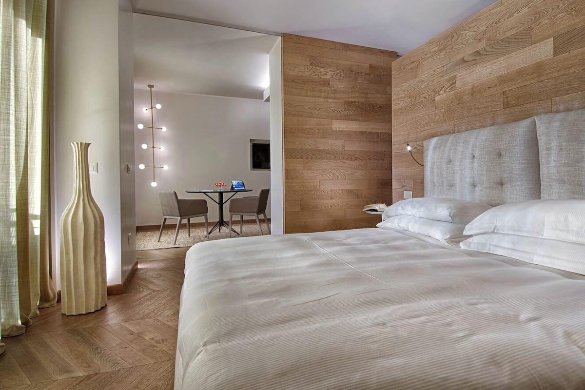 Vital Suite | 1 habitación, ropa de cama de alta calidad y minibar