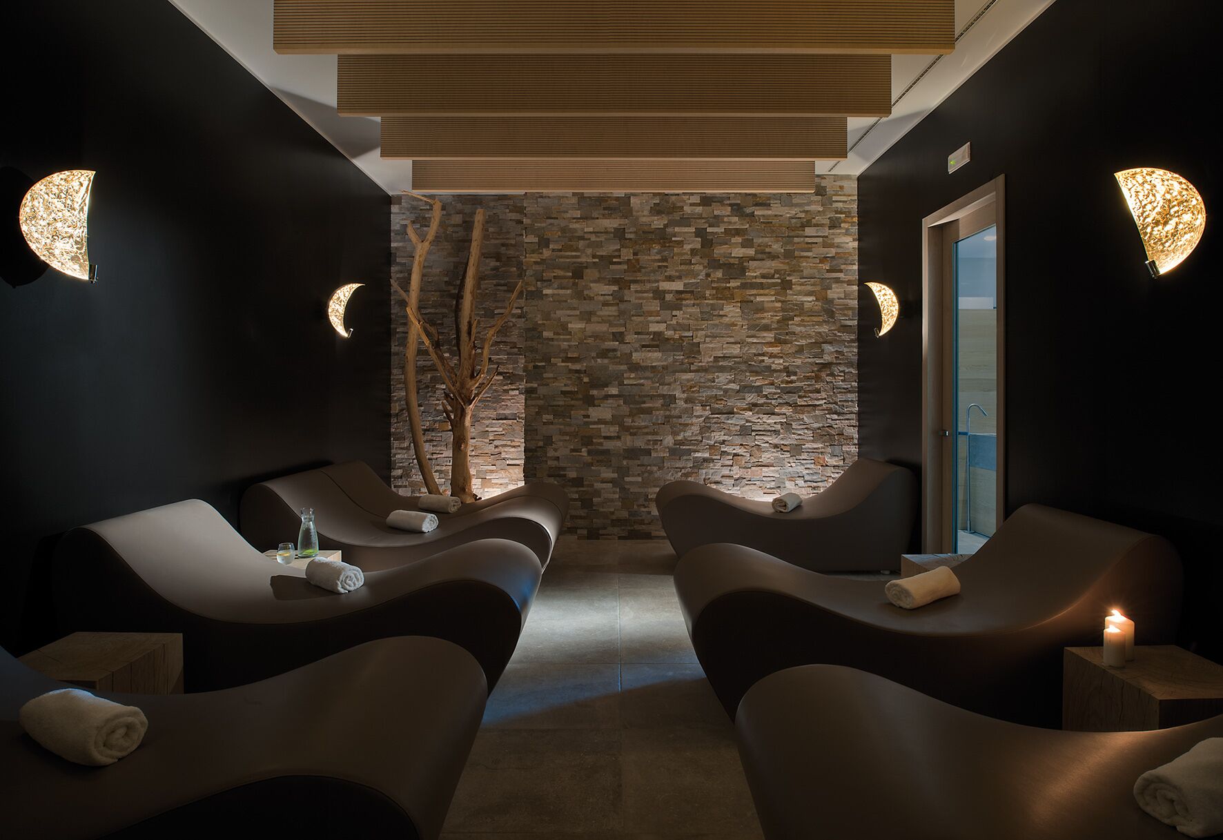 couples treatment room(s), sauna, hot tub, turkish bath/hammam