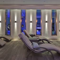 Couples treatment room(s), sauna, hot tub, Turkish bath/hammam