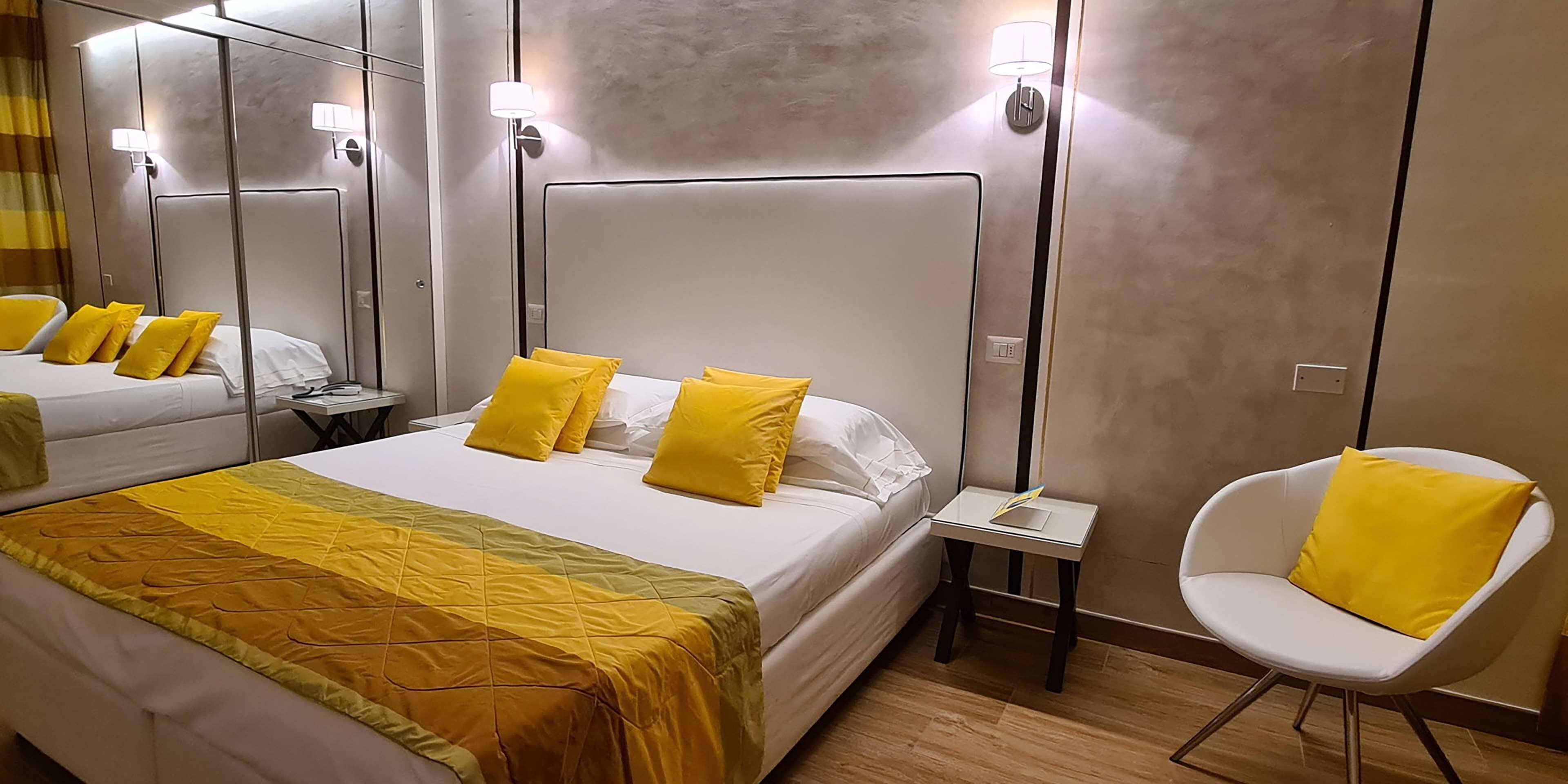 minibar, in-room safe, desk, laptop workspace