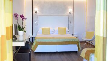 Chambre Standard, 1 grand lit, balcon, vue mer