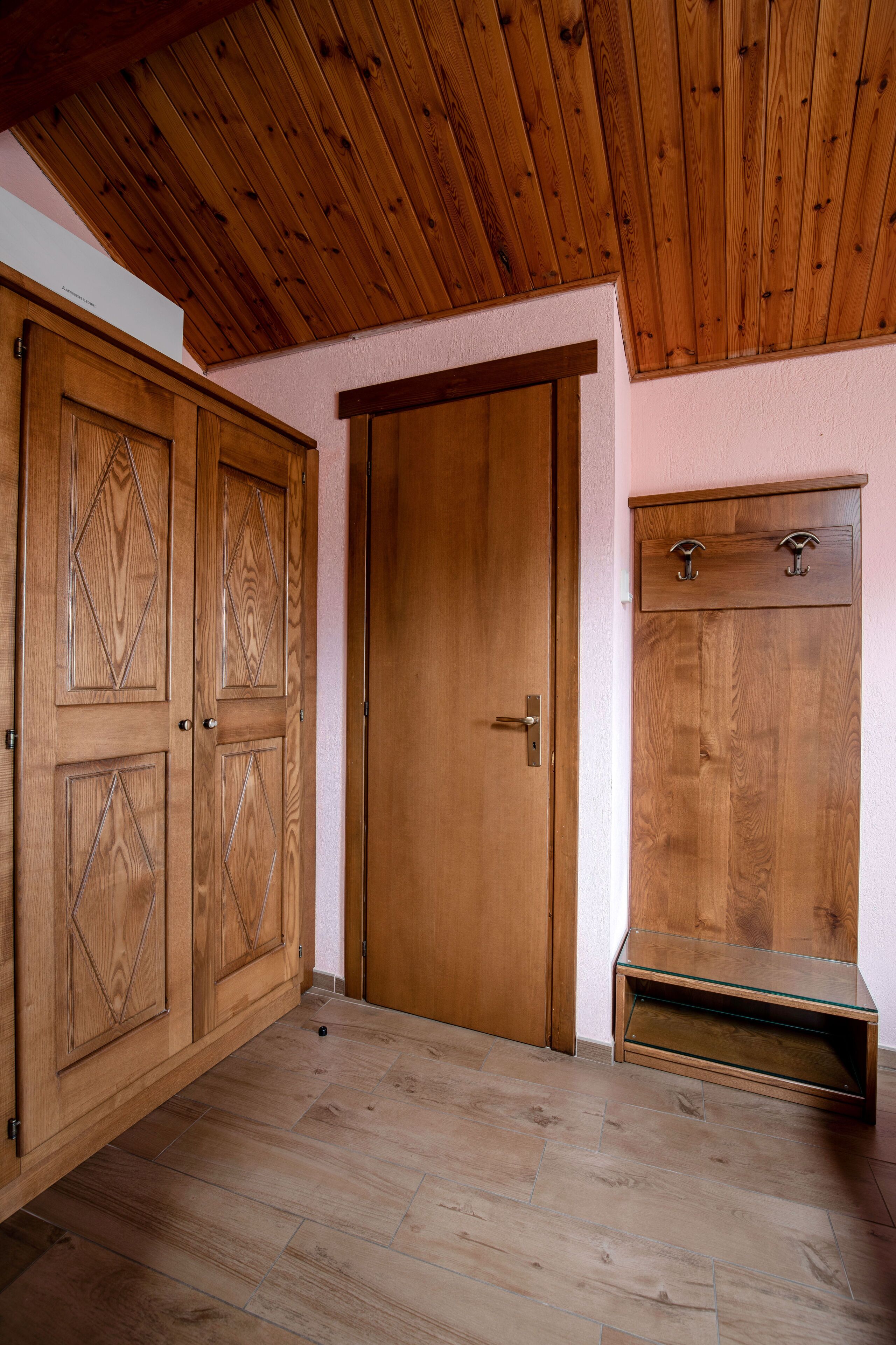 double room | 1 bedroom, desk, free wifi