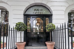 ทางเข้าที่พัก