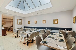 รวมอาหารเช้าแบบอังกฤษ ทุกวัน