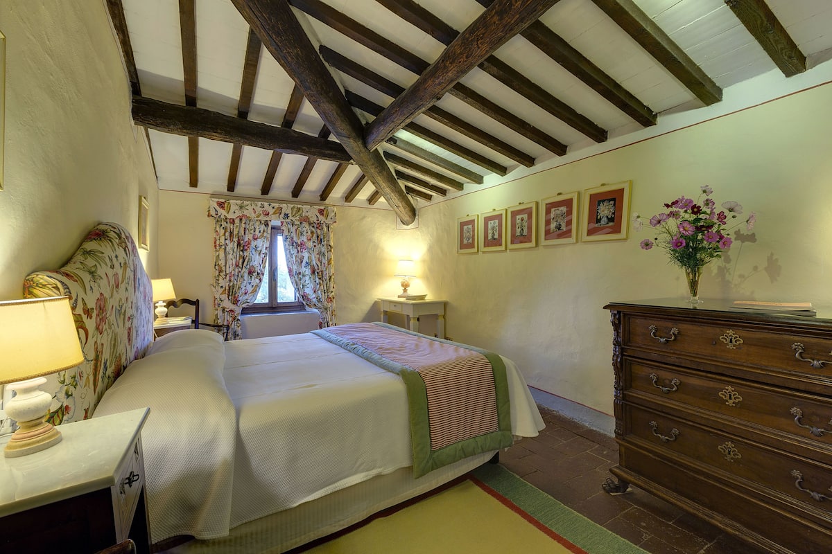 classic double room | premium bedding, minibar, in-room safe, individually decorated