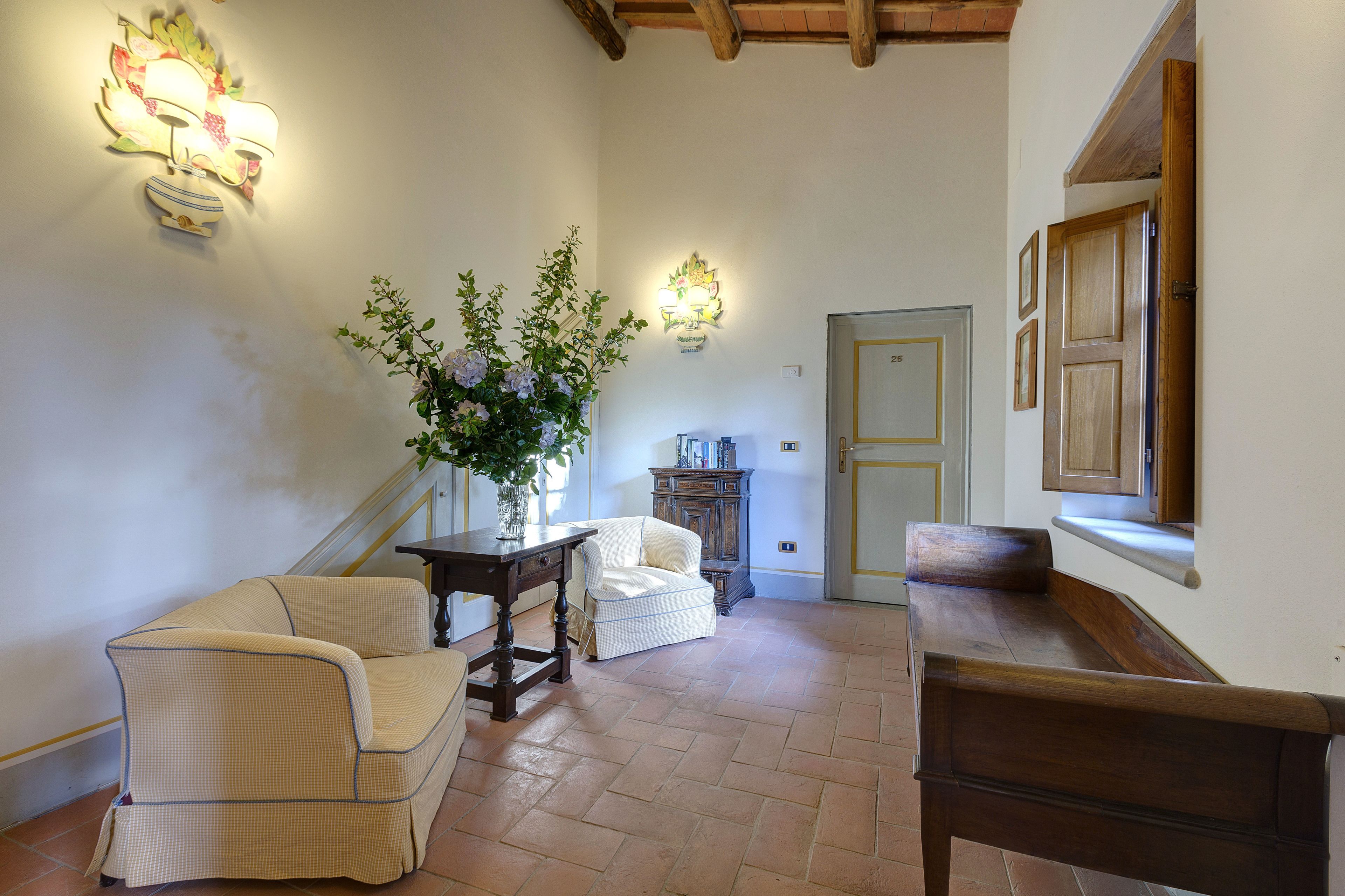 superior double room | living area