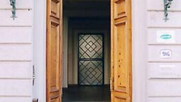 Entrée de l’hébergement