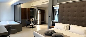 西佳法拉利酒店