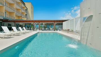 Piscina stagionale all'aperto