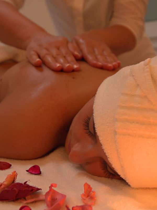 Bagno turco/hammam, trattamenti per il corpo, idroterapia, aromaterapia