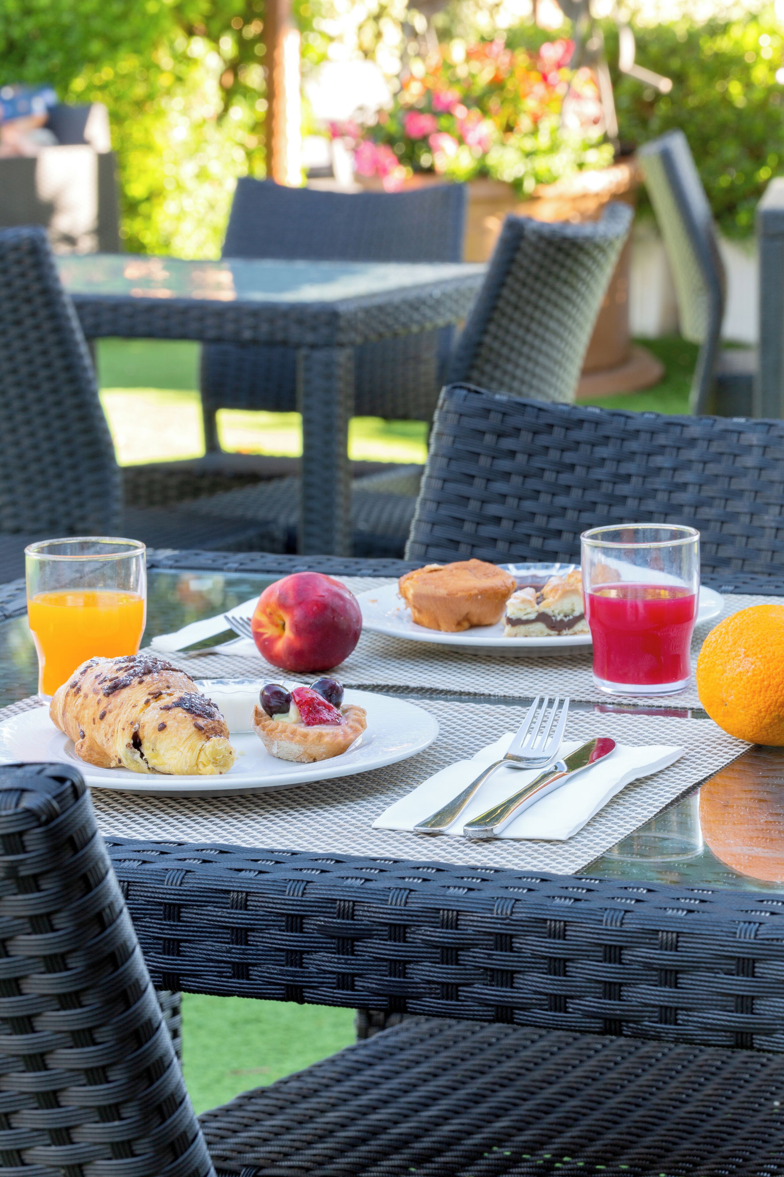 Tägliches inbegriffenes Frühstücksbuffet