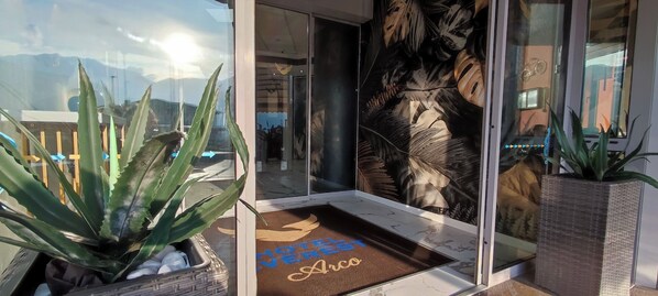 Interior entrance - Hotel Everest Arco (Arco)