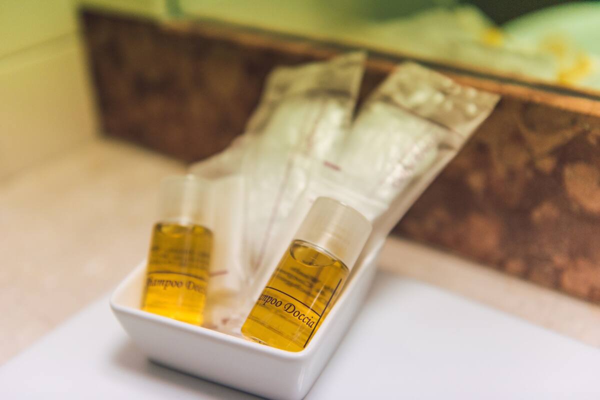 minibar, in-room safe, desk, free wifi