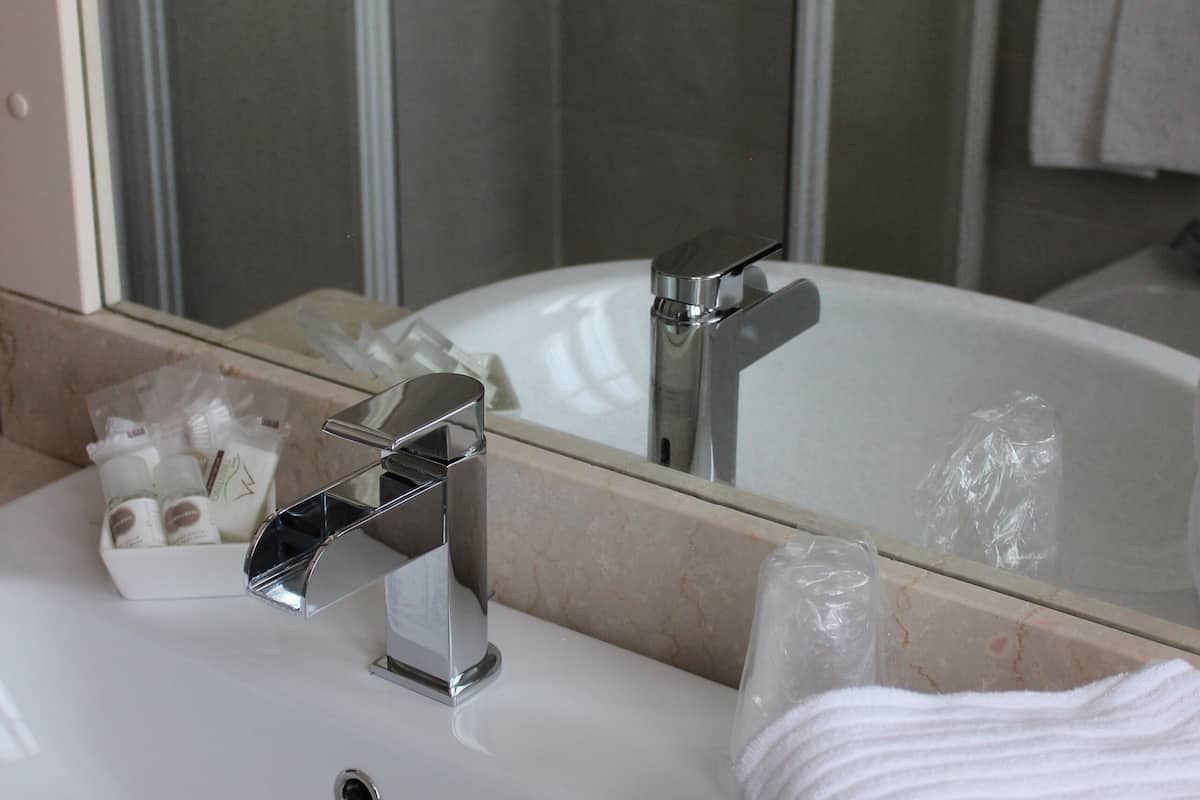 design double room, 1 queen bed, balcony | bathroom | hair dryer, bidet, towels, soap