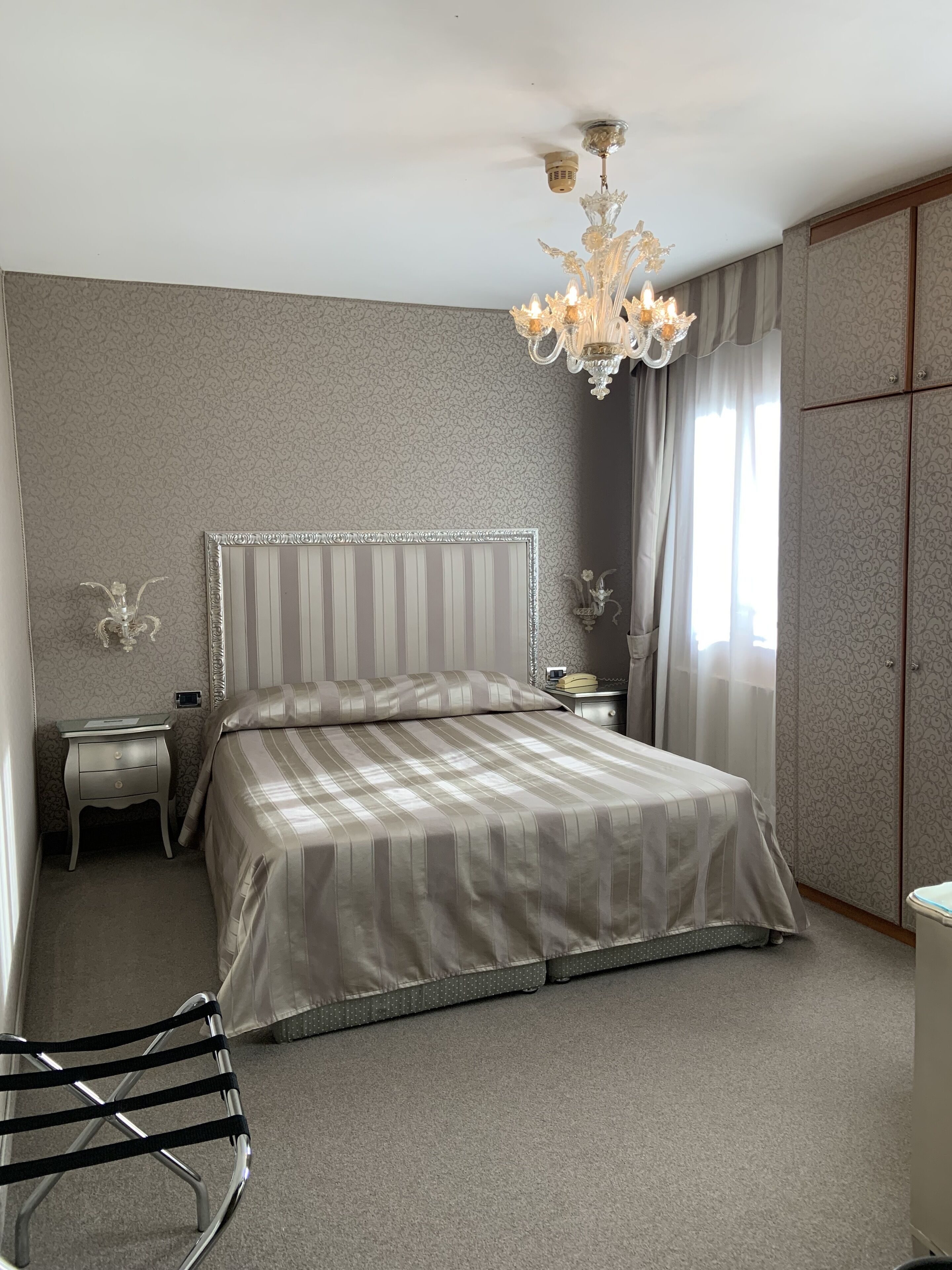 Down duvets, minibar, in-room safe, laptop workspace