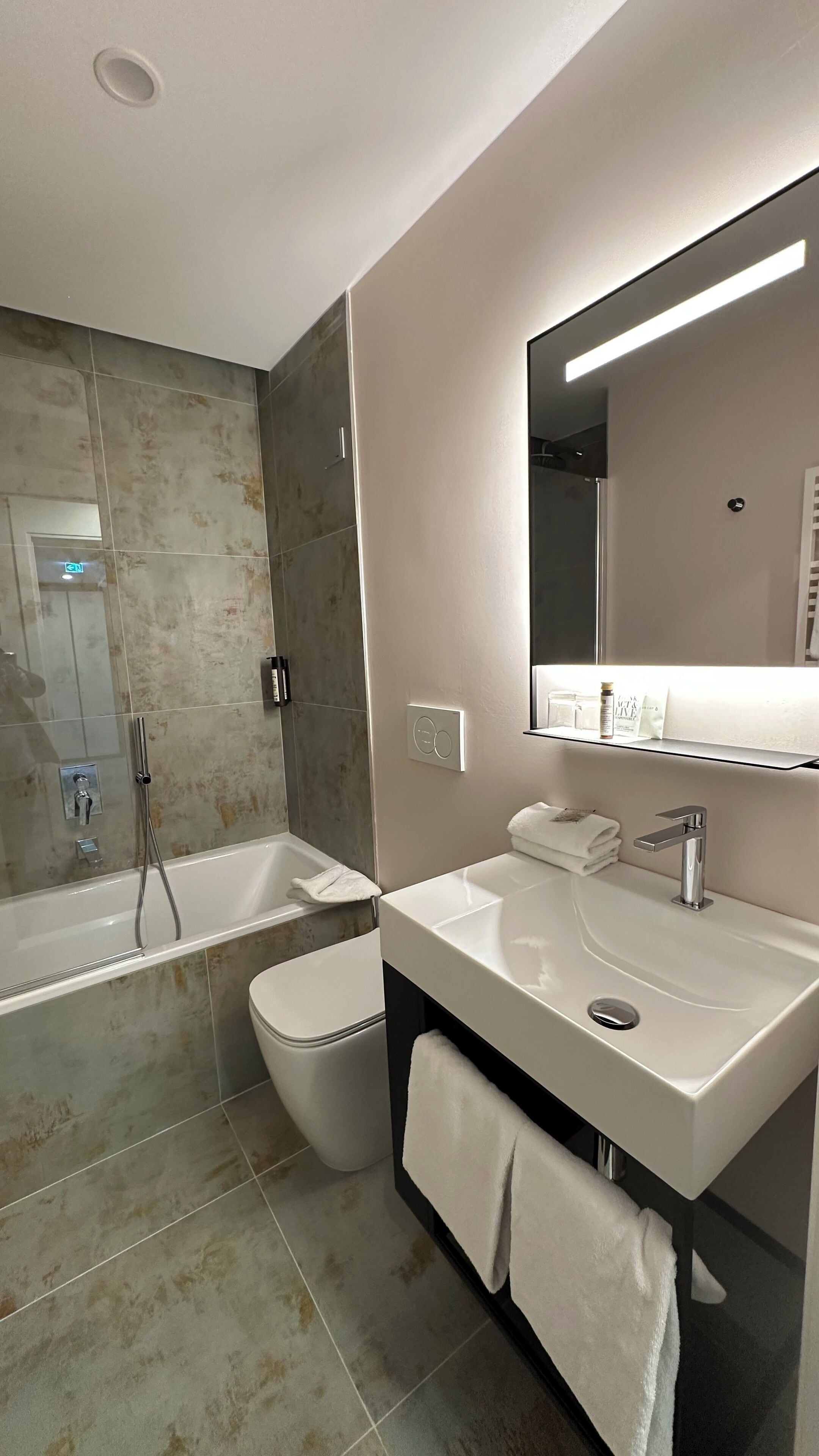 superior double or twin room, 1 double or 2 single beds | bathroom | eco-friendly toiletries, hair dryer, towels
