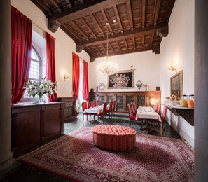 Interior - Hotel Torre Guelfa (Florence)