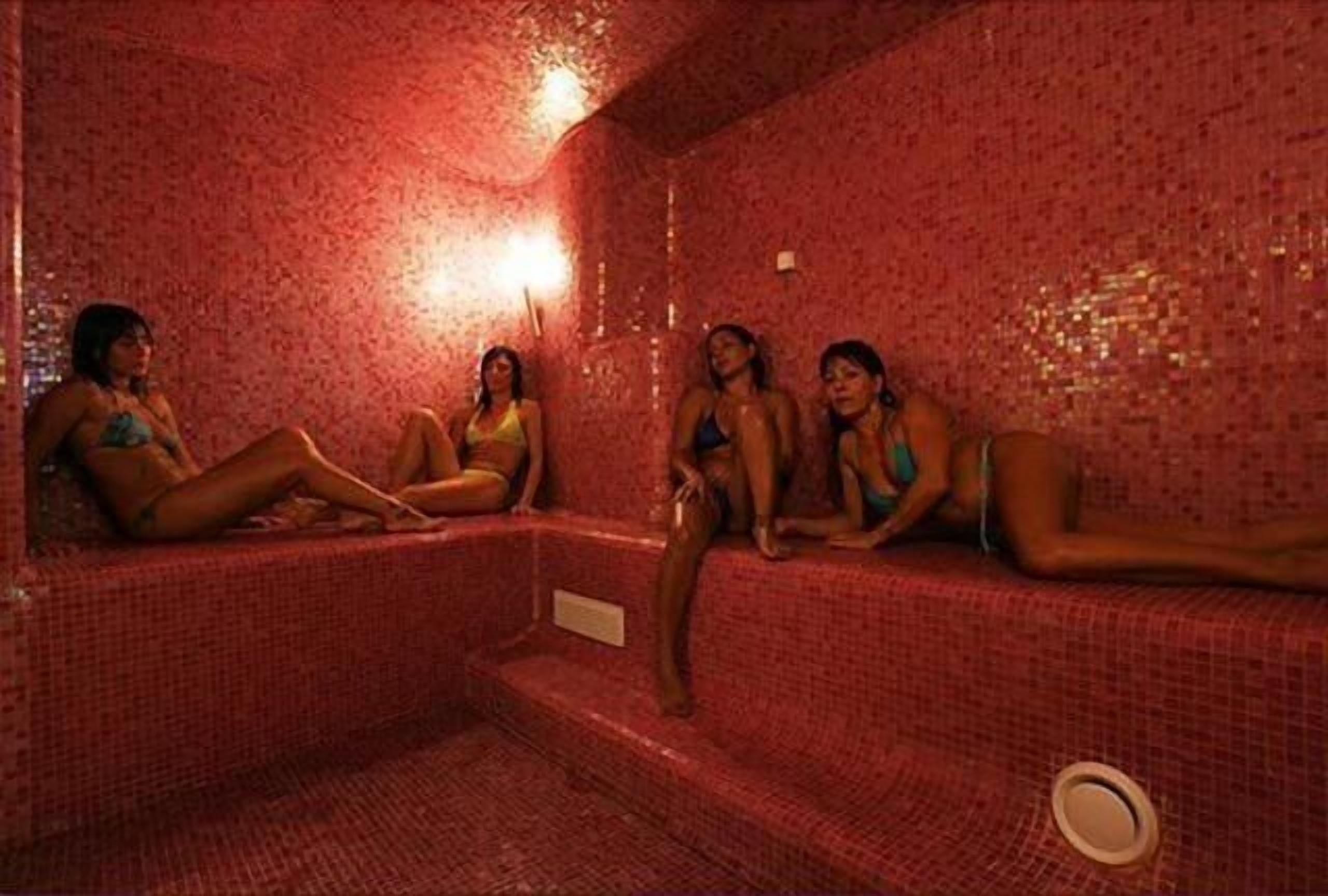 Literie de qualité supérieure, minibar, coffres-forts dans les chambres