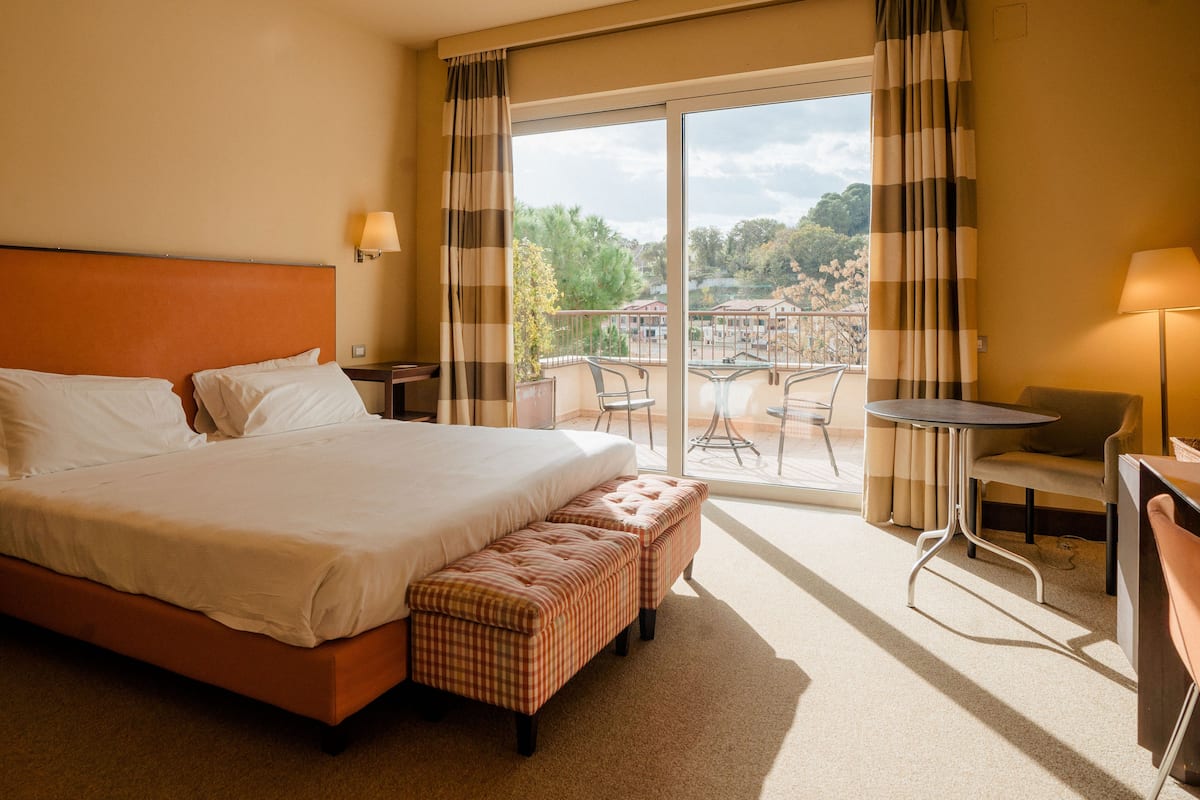1 bedroom, minibar, in-room safe, desk
