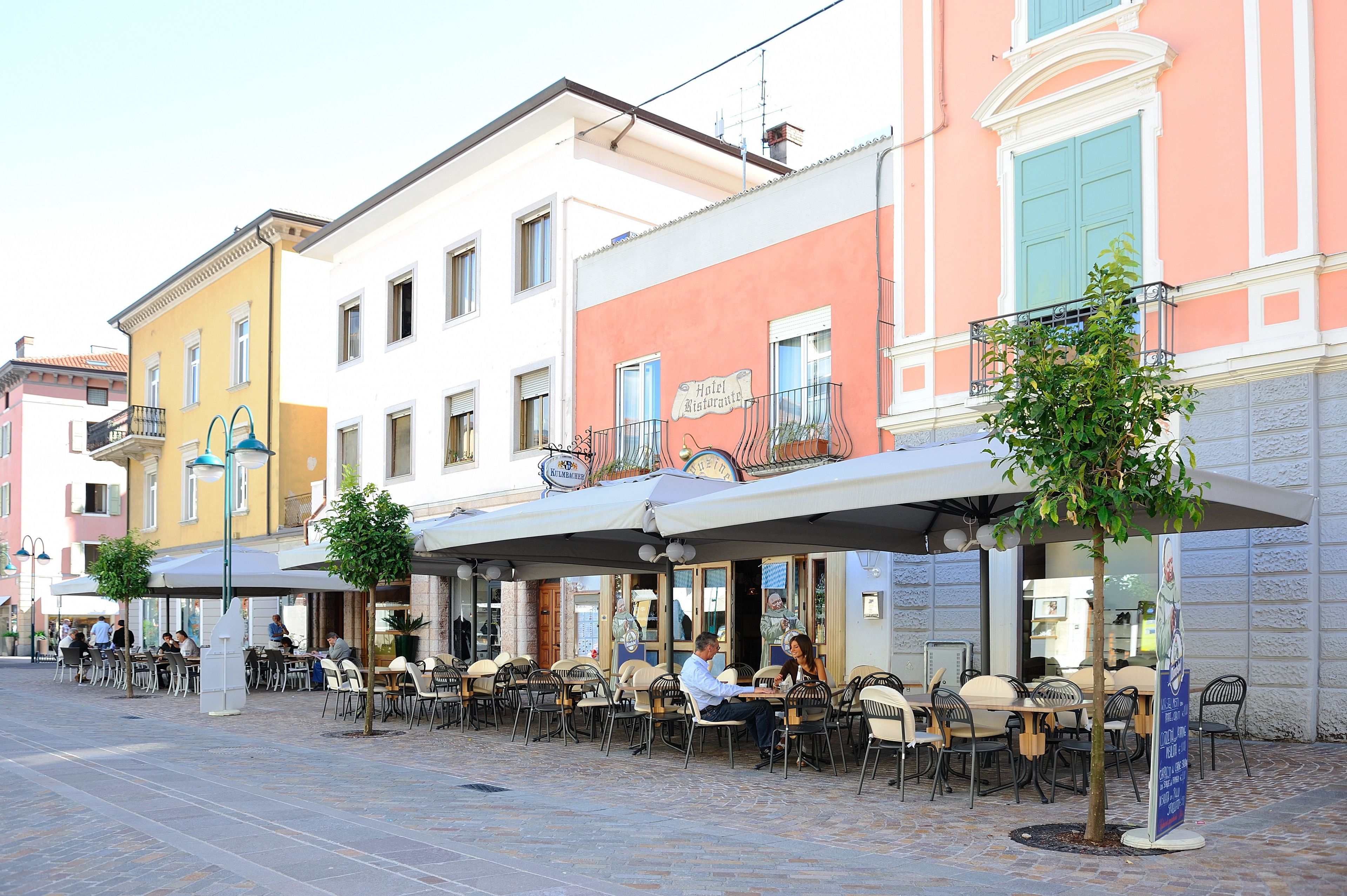 ศูนย์อาหาร