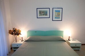 In-room safe, desk, free WiFi, bed sheets