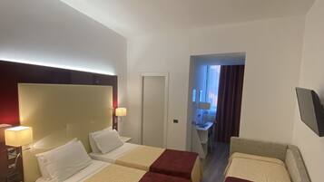 Standard-Dreibettzimmer