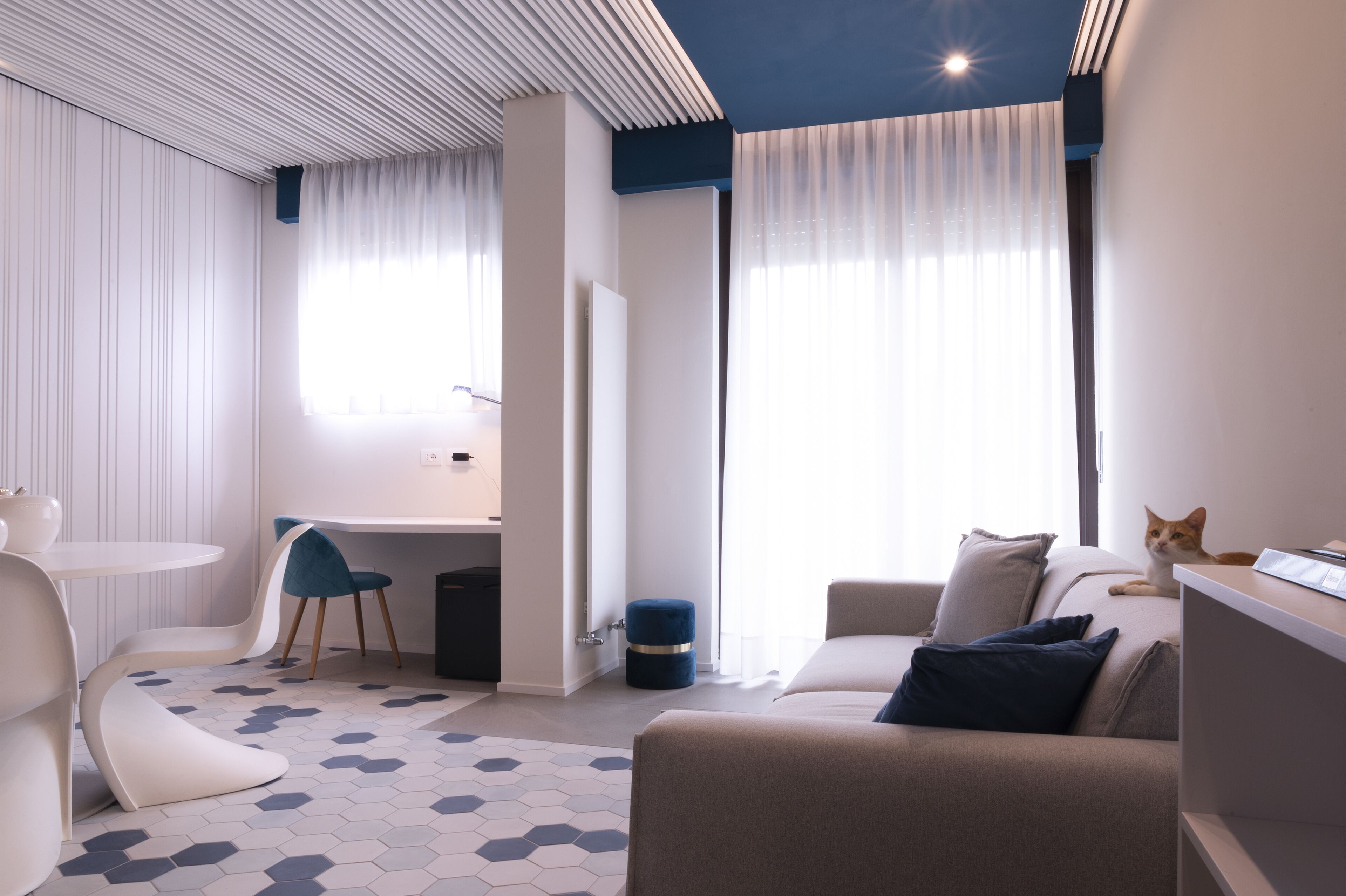 suite, lake view | 1 bedroom, minibar, in-room safe, individually furnished