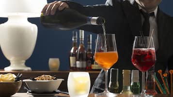 Bar (in der Unterkunft)