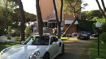 Dettaglio esterni