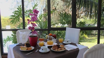Petit déjeuner buffet compris tous les jours