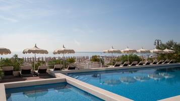 Außenpool, Cabañas (gegen Gebühr), Liegestühle