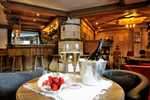 Bar (on property) - Hotel Montana (Pinzolo)