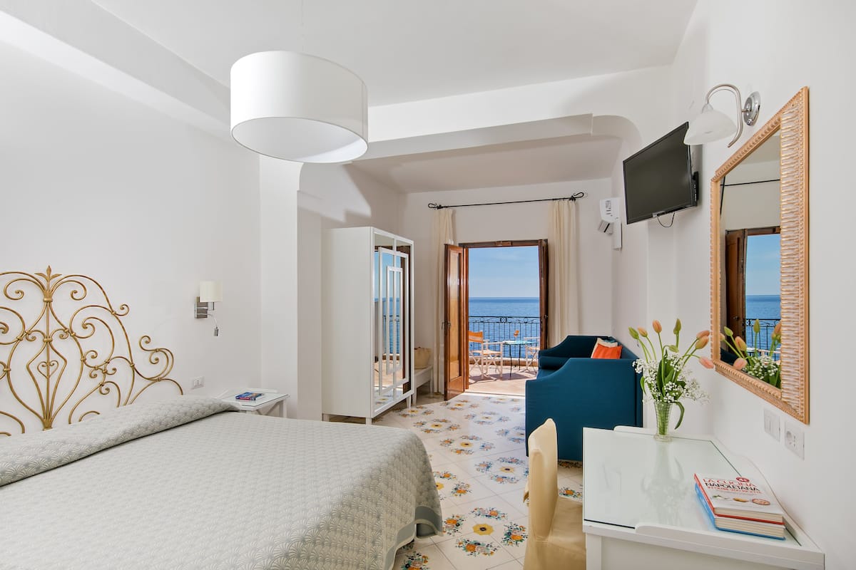 Comfort Triple Room, Terrace, Sea View | 1 bedroom, down comforters, minibar, in-room safe