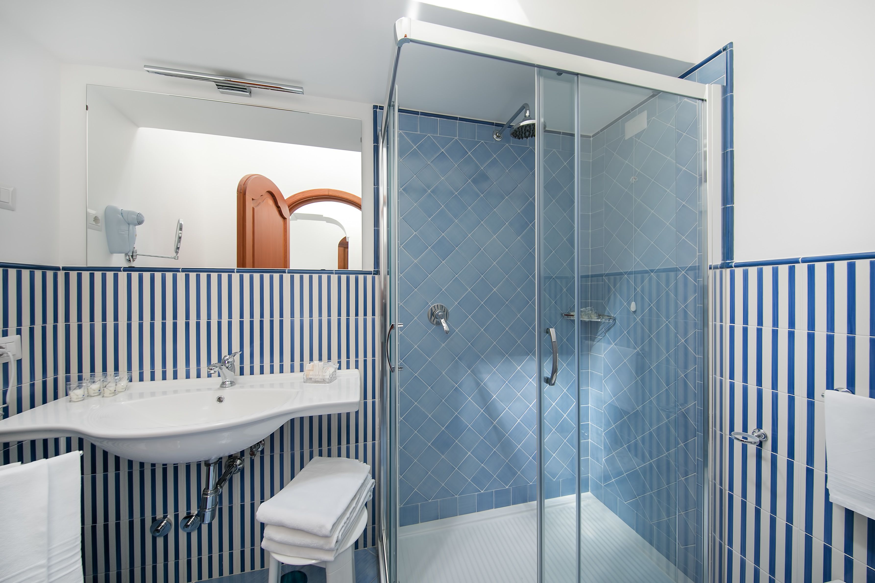 family room, terrace, sea view | bathroom | rainfall showerhead, hair dryer, bidet, towels