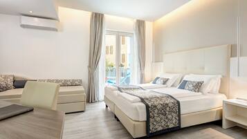 Camera Superior | Biancheria da letto ipoallergenica, minibar, una cassaforte in camera