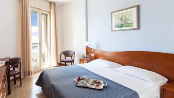 Chambre Double Standard | Minibar, coffres-forts dans les chambres, bureau, Wi-Fi gratuit