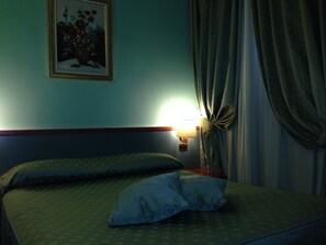 Coffres-forts dans les chambres, bureau, Wi-Fi gratuit