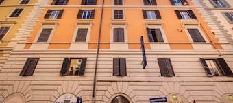 Hotel Domus Mea