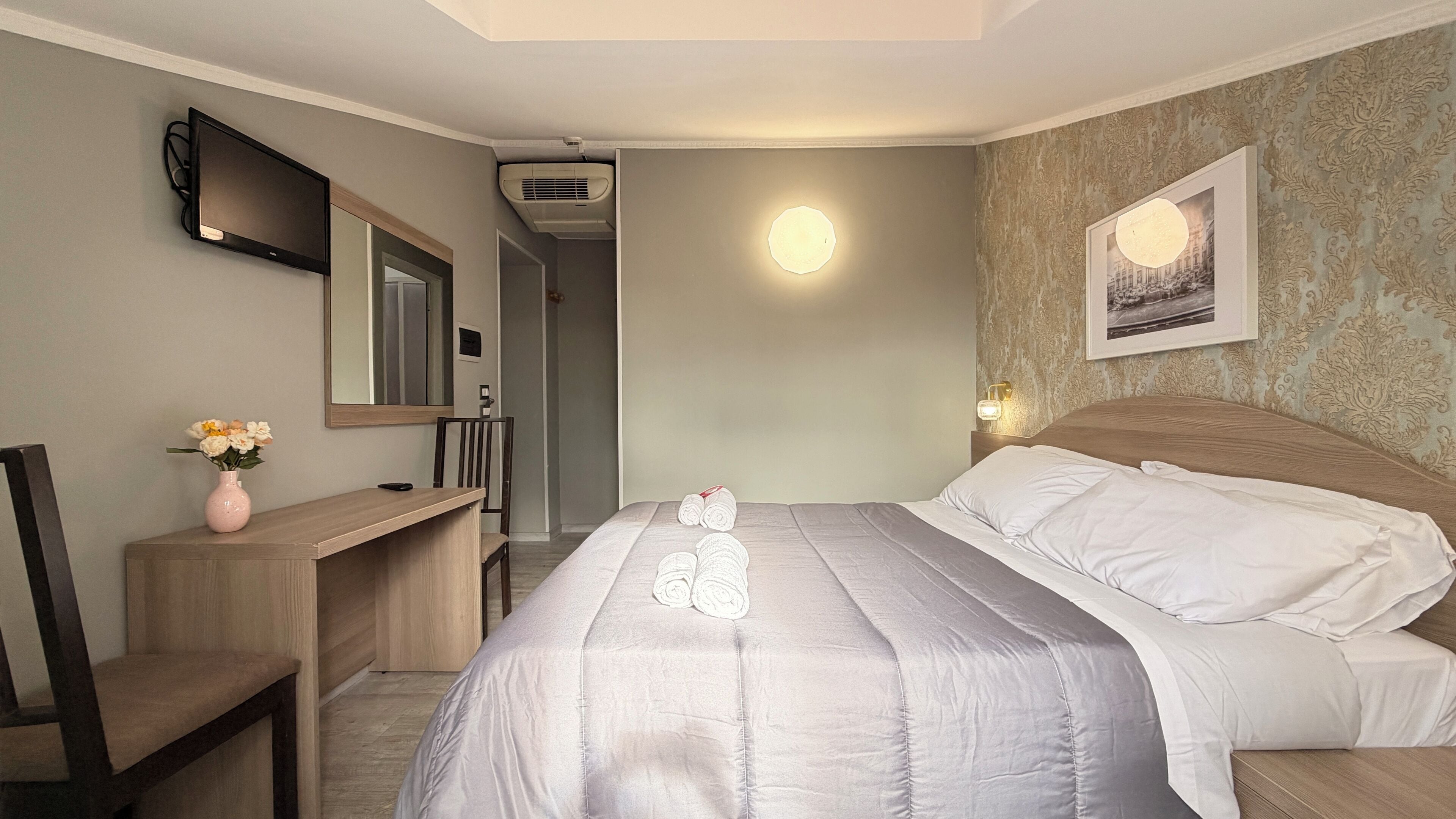 Photo - Hotel Concorde