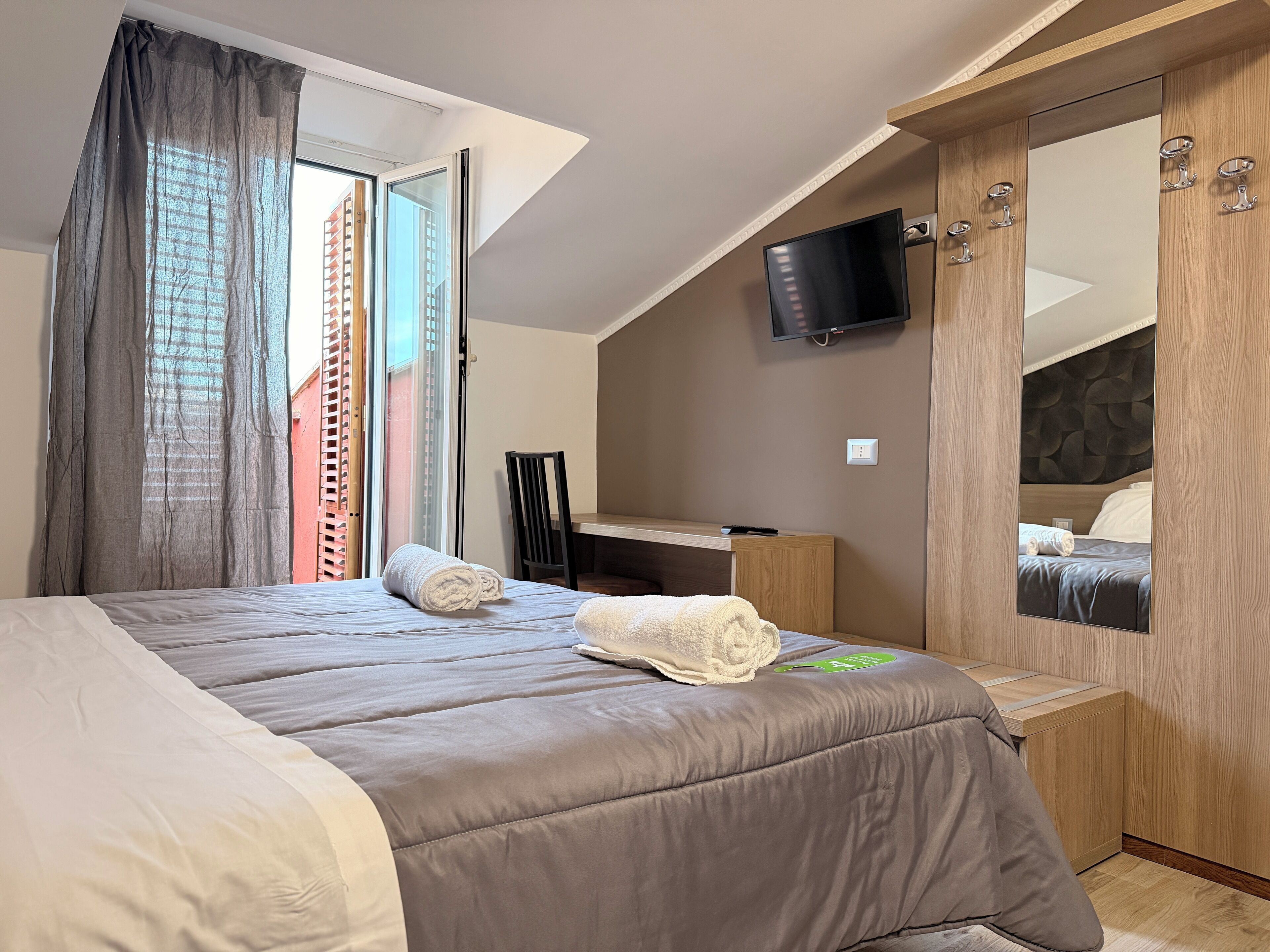 Photo - Hotel Concorde