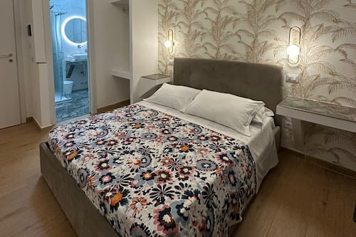 Desk, blackout curtains, free WiFi, bed sheets
