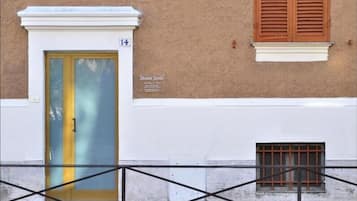 A szálláshely bejárata