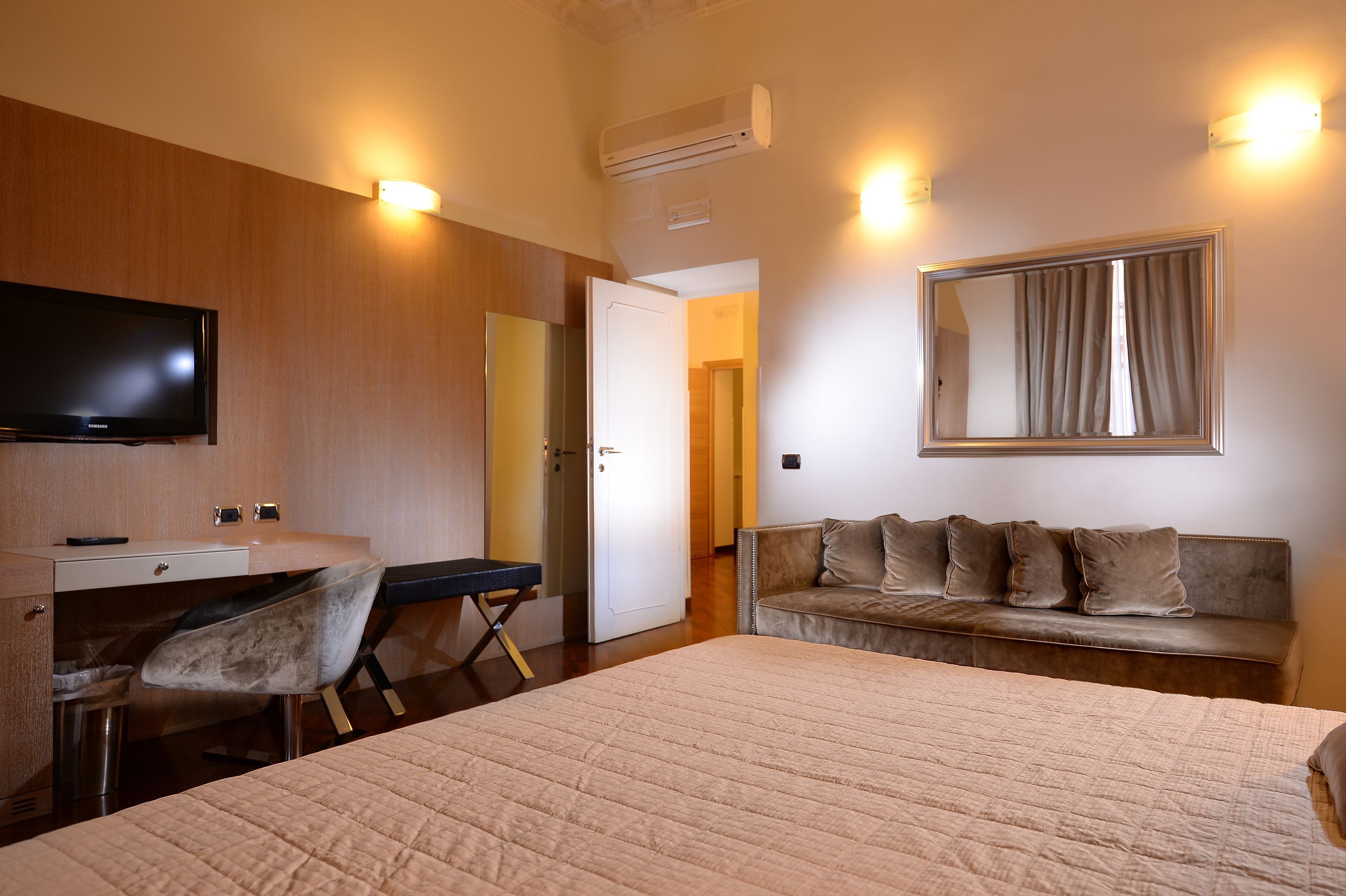 frette italian sheets, premium bedding, down duvets, pillow-top beds