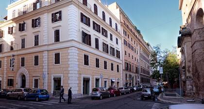 Hotel Golden