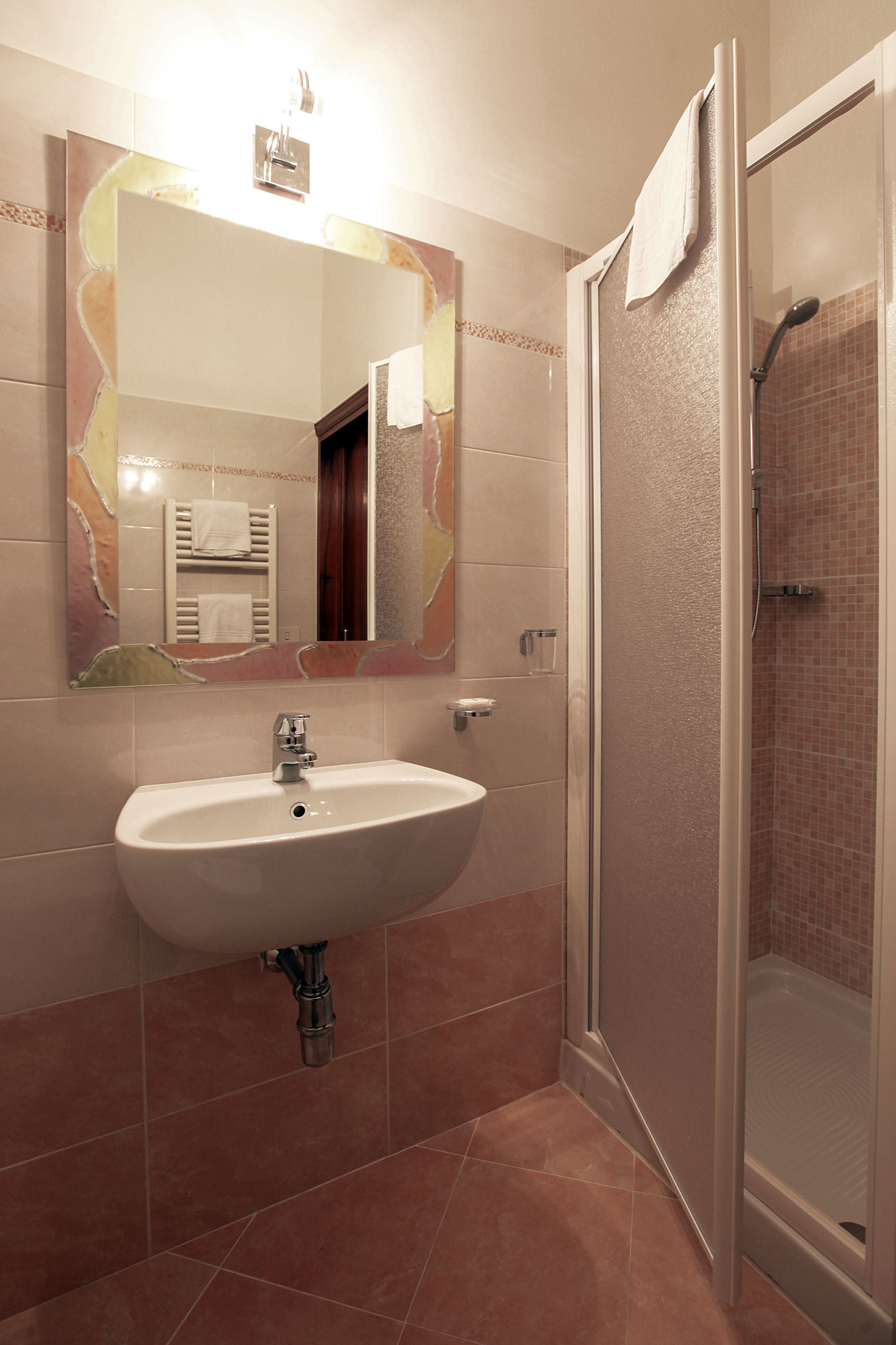 classic double or twin room | bathroom | shower, free toiletries, hair dryer, bidet