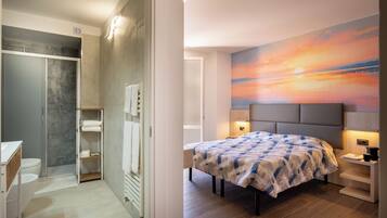 Superior Room | Minibar, in-room safe, desk, laptop workspace