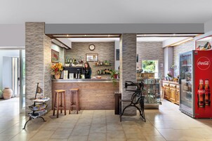 Bar (en la propiedad)