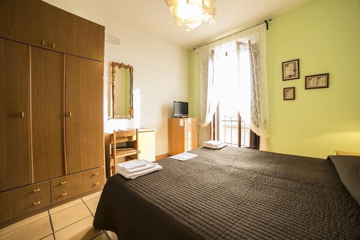 Double or Twin Room | Desk, free WiFi